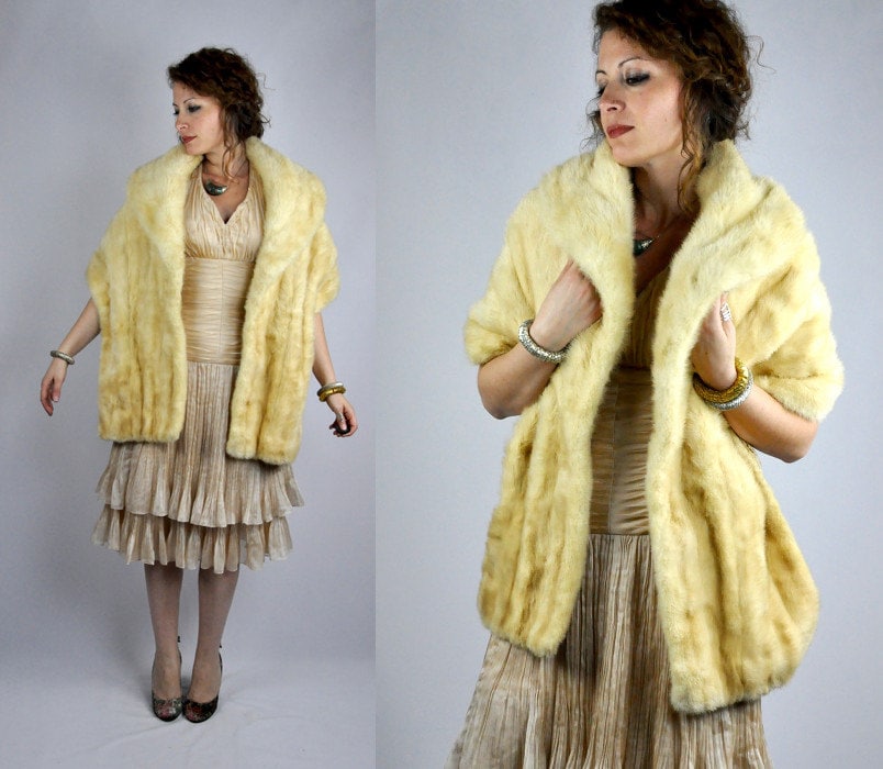 Vintage Nerz Stola - Mit Taschen Pelz Schal Cape Capelet Shrug 40Er 50Er Jahre Honigblond Creme Fell Mid Century Hochzeit Braut von ItaLaVintage