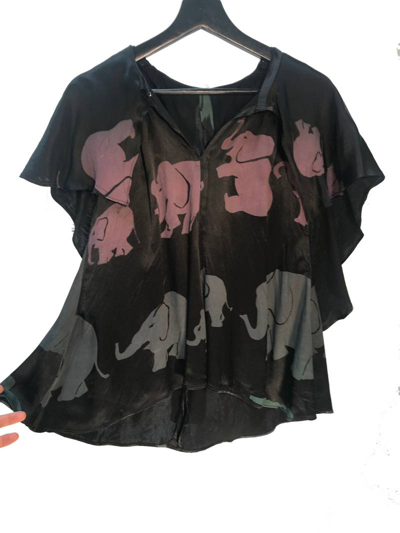 Alkasura Elefant Design Schwarz Und Blau Satin Jj Flash Oma Nimmt Eine Reise Super Selten London T Rex Marc Bolan | B12 Alkasura Elefant Design Schwarz Und Blau Satin Jj Flash Oma Nimmt Eine Reise Super Selten London T Rex Marc Bolan | B12 von Items111111111