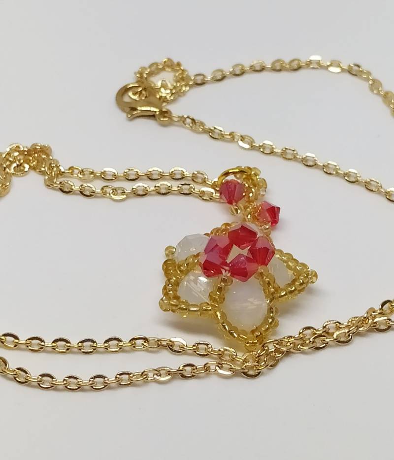 Handgemachte Schmuck, Perlen Anhänger, Kristall-Anhänger, Fee Geschenke Für Frauen, Goldene Blume, Blumenanhänger, Blumenschmuck, Schmuck Handgemachte Schmuck, Perlen Anhänger, Kristall-Anhänger, Fee Geschenke Für Frauen, Goldene Blume, Blumenanhänger, Blumenschmuck, Schmuck von IthildielArt