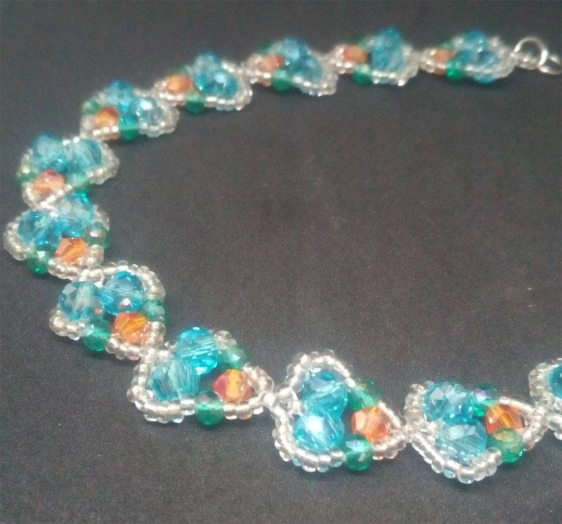 Herzen-Handgemachte Schmuck, Perlen Armband, Kristall Fantasy-Armband, Swarovski, Herz-Armband, Herzen von IthildielArt