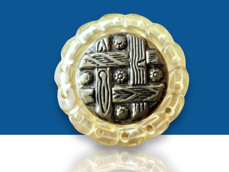 Knopfring Aus Klarem Lucite Und Messing von ItsDanaMade