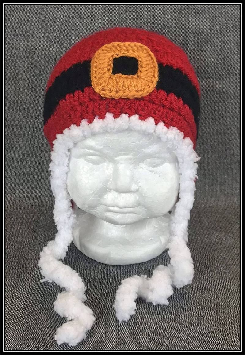 Gehäkelte Weihnachtsmütze Mit Schnalle - Sofort Versandfertig von ItsNotWeird