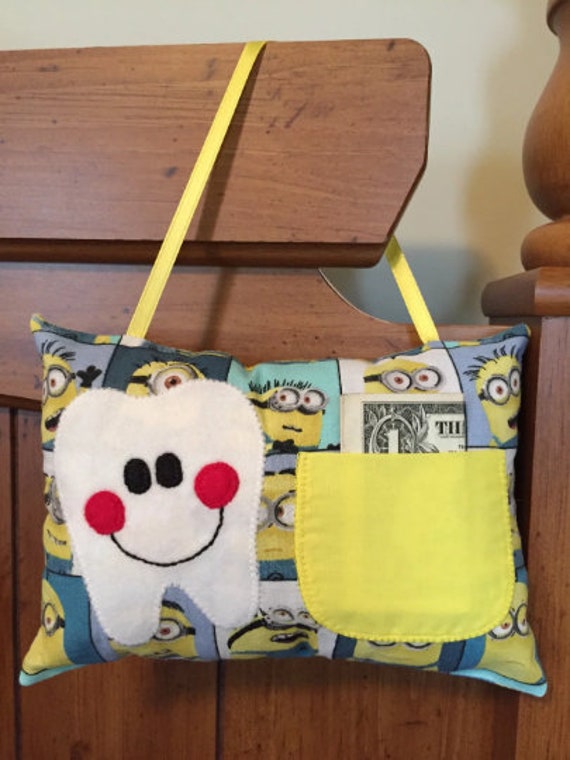 Minions Zahnfee Kissen Minions Zahnfee Kissen von ItsStitchinTime