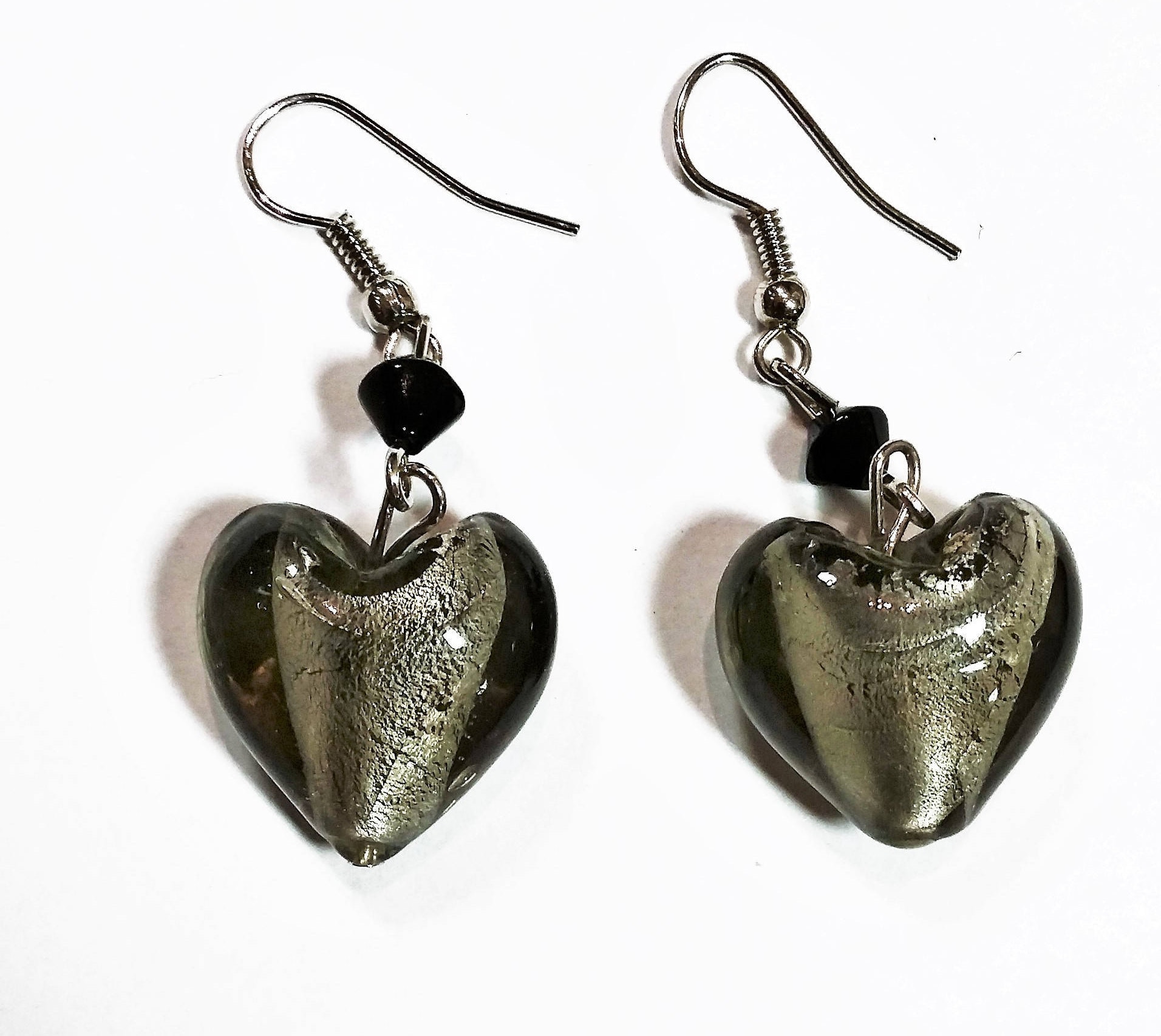 Muranoglas Lampwork Kristall Anhänger Hängeohrringe - Silbrig Graues Herz Kaufen 2 Erhalten 1 Gratis Schmuckzubehör Weihnachtsgeschenk Muranoglas Lampwork Kristall Anhänger Hängeohrringe - Silbrig Graues Herz Kaufen 2 Erhalten 1 Gratis Schmuckzubehör Weihnachtsgeschenk von ItsaGirlThingx