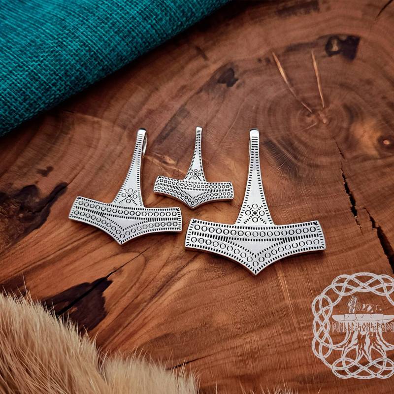 sterling Silber Römersdal Mjölnir Anhänger. Handgemachte Thorshammer Wikinger Replika Halskette von IvaldiSonsForge
