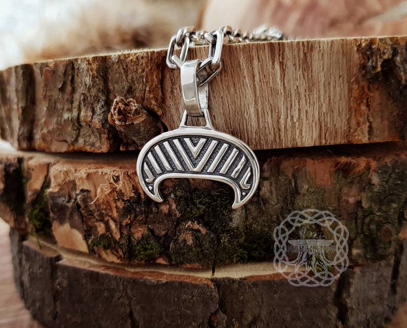 sterling Silber Wikinger Lunula Anhänger Halskette Handgemachter Amulett Schmuck von IvaldiSonsForge