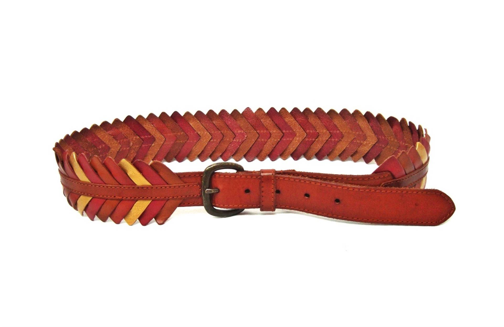 Vintage Ledergürtel Im Schlangendesign Rot Orange Und Goldfarbener Brass Schnalle Vintage Ledergürtel Im Schlangendesign Rot Orange Und Goldfarbener Brass Schnalle von IvanaSVintageGallery