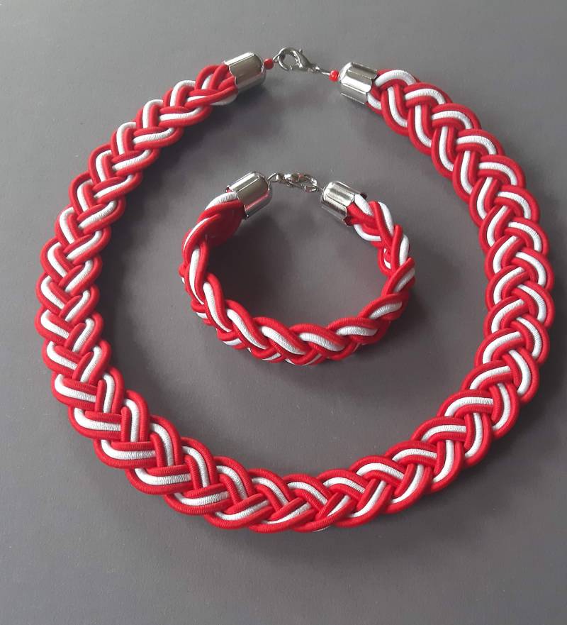 Seil Halskette /Rote Und Weiße /Rot Set/stoff /Fröhliche Halskette/ Buntes Rot Weißes Armband von Ivanely