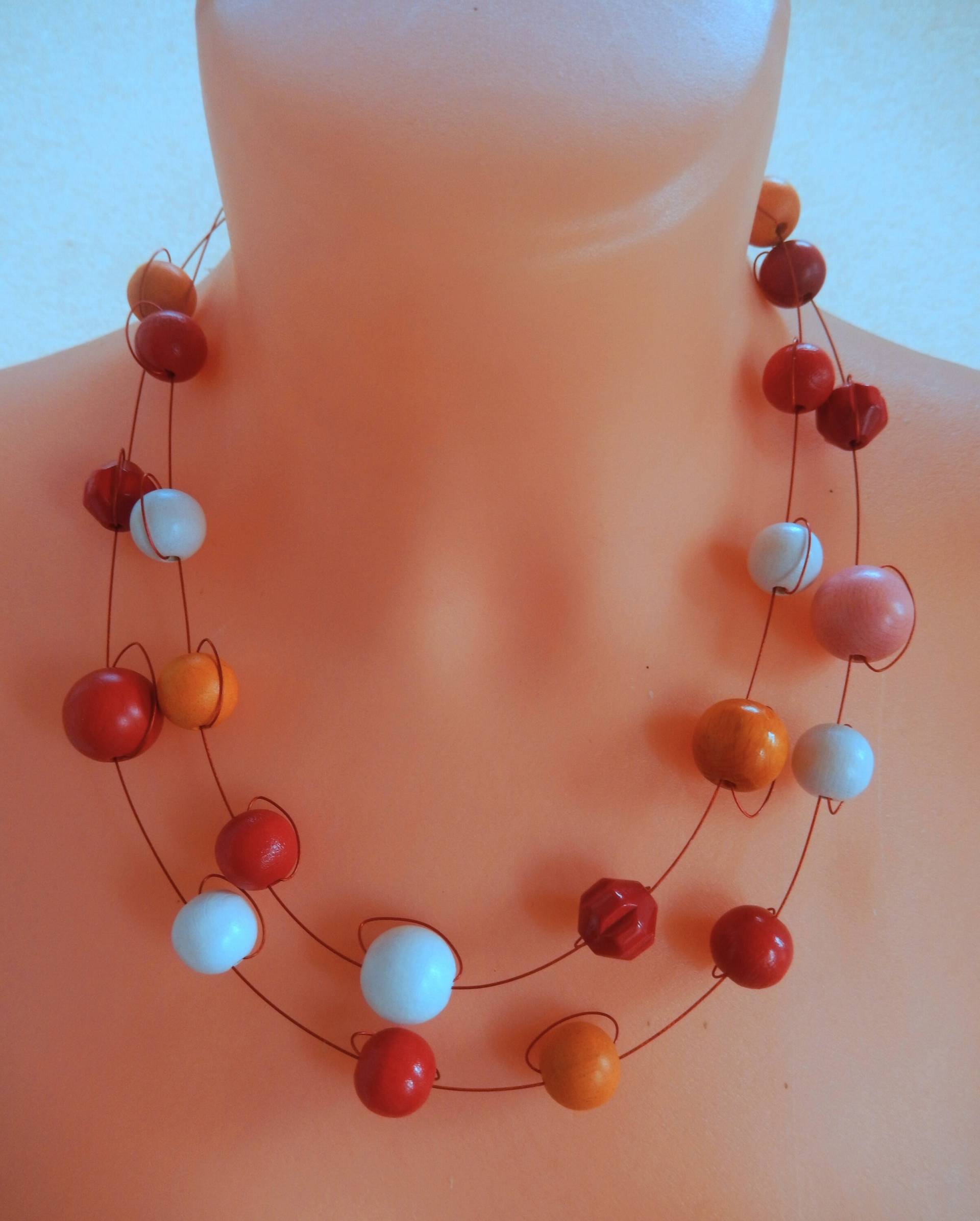 Seilkette, Orangefarbene Kette, Holzperlen-Halskette, Weiße Perlen, Holz-Set Seilkette, Orangefarbene Kette, Holzperlen-Halskette, Weiße Perlen, Holz-Set von Ivanely