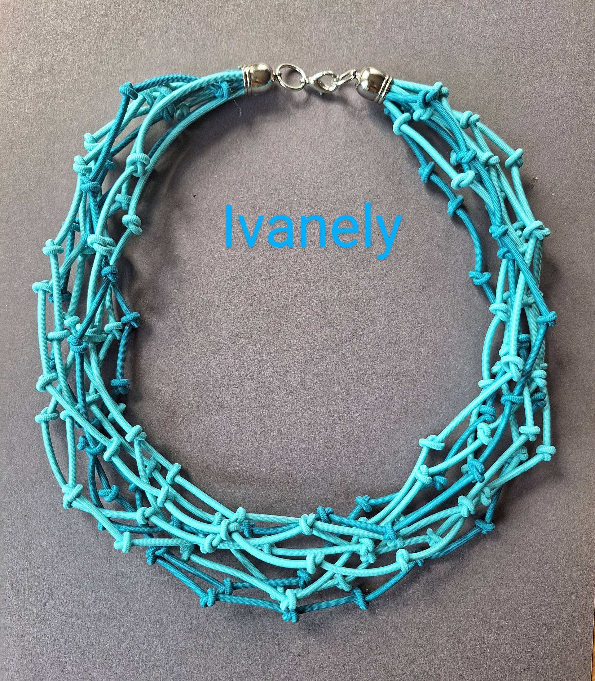 Turquoise Bib Halskette Textilschmuck von Ivanely