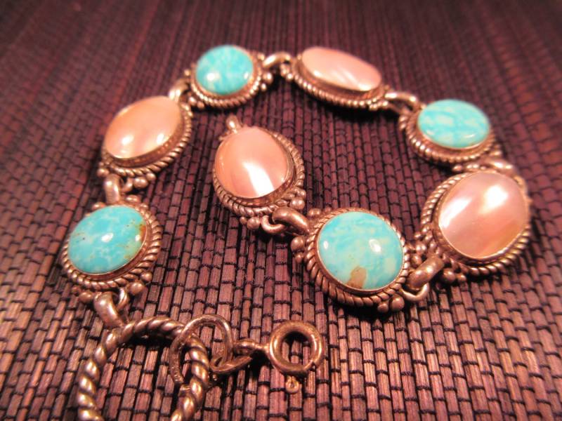 Cooles Vintage Sterling Silber Türkis & Perlmutt Armband von IvansJewelry