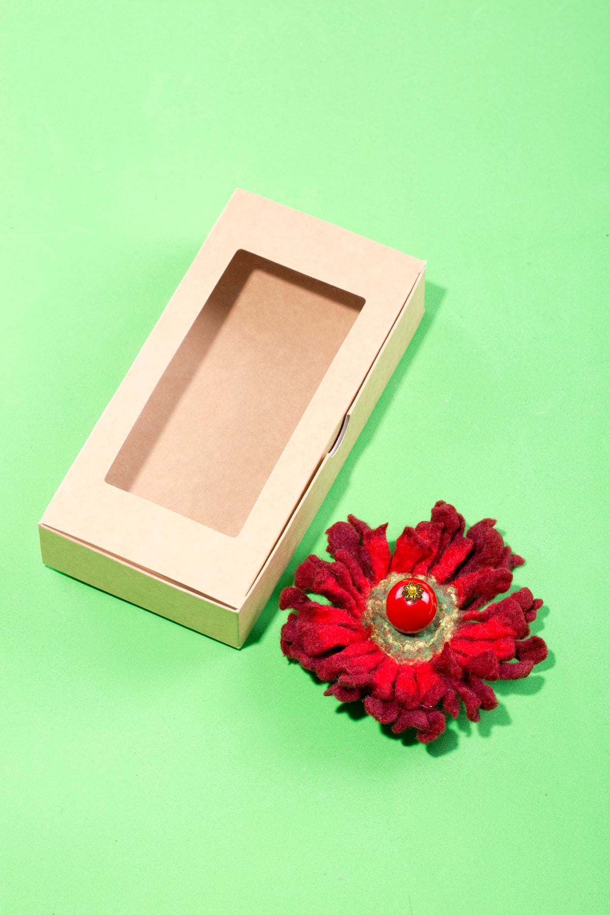 Brosche Blumen, Wolle, Gefilzt, Designtes Geschenk, Merino, Nuno von IvantsovaFelt