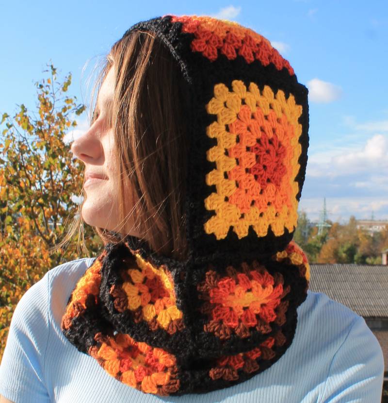 Balaclava Granny Square Gehäkelte Handgemachte Kapuzenhaube Versandfertig Gemütliche Accessoires Geschenk von IvettyKcraft