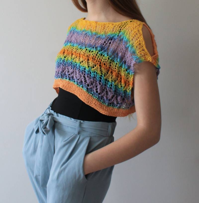 Crop-Top, Durchsichtiges Top, Kurze Strickweste Aus Spitze, Handgestricktes Sommertop, Sofort Lieferbar von IvettyKcraft