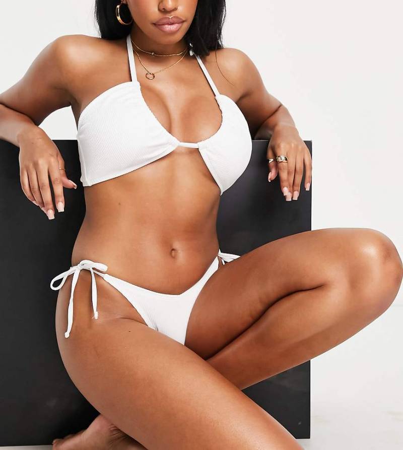 Ivory Rose - Mix and Match - Gerippter Bikinislip in Weiß mit Bindedetail von Ivory Rose
