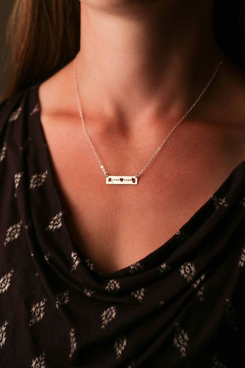 Lange Distanz Zustand Halskette Sterling Silber Umzug Geschenk von IvyByDesign