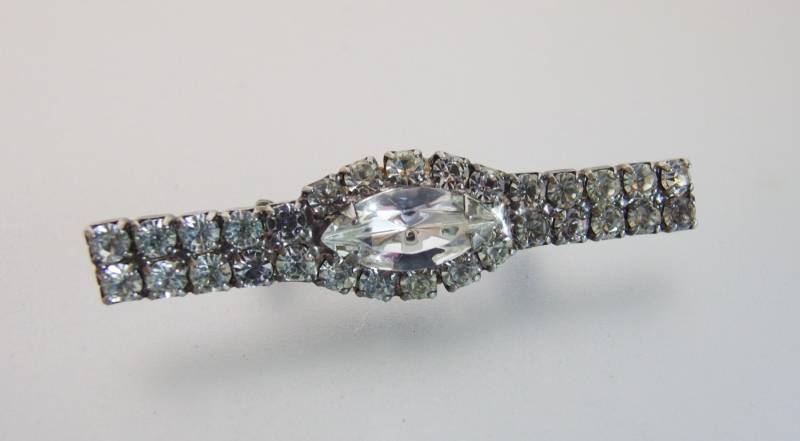 Vintage Moderne Funkelnde Klare Strass Bar Pin Brosche von IvyCottage2U