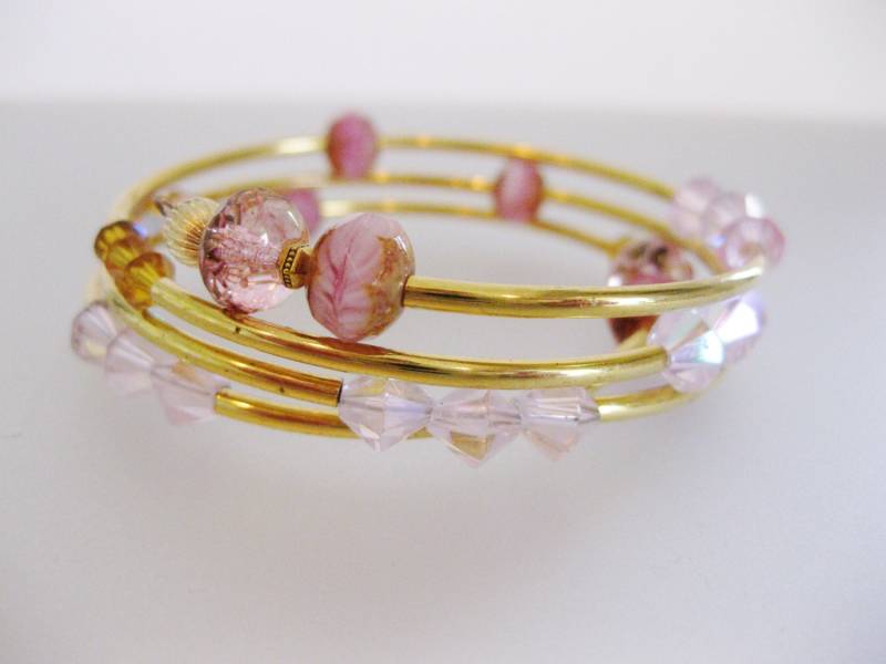 Vintage Rosa Kristall Memory Draht Wickeln Armband Vintage Rosa Kristall Memory Draht Wickeln Armband von IvyCottage2U