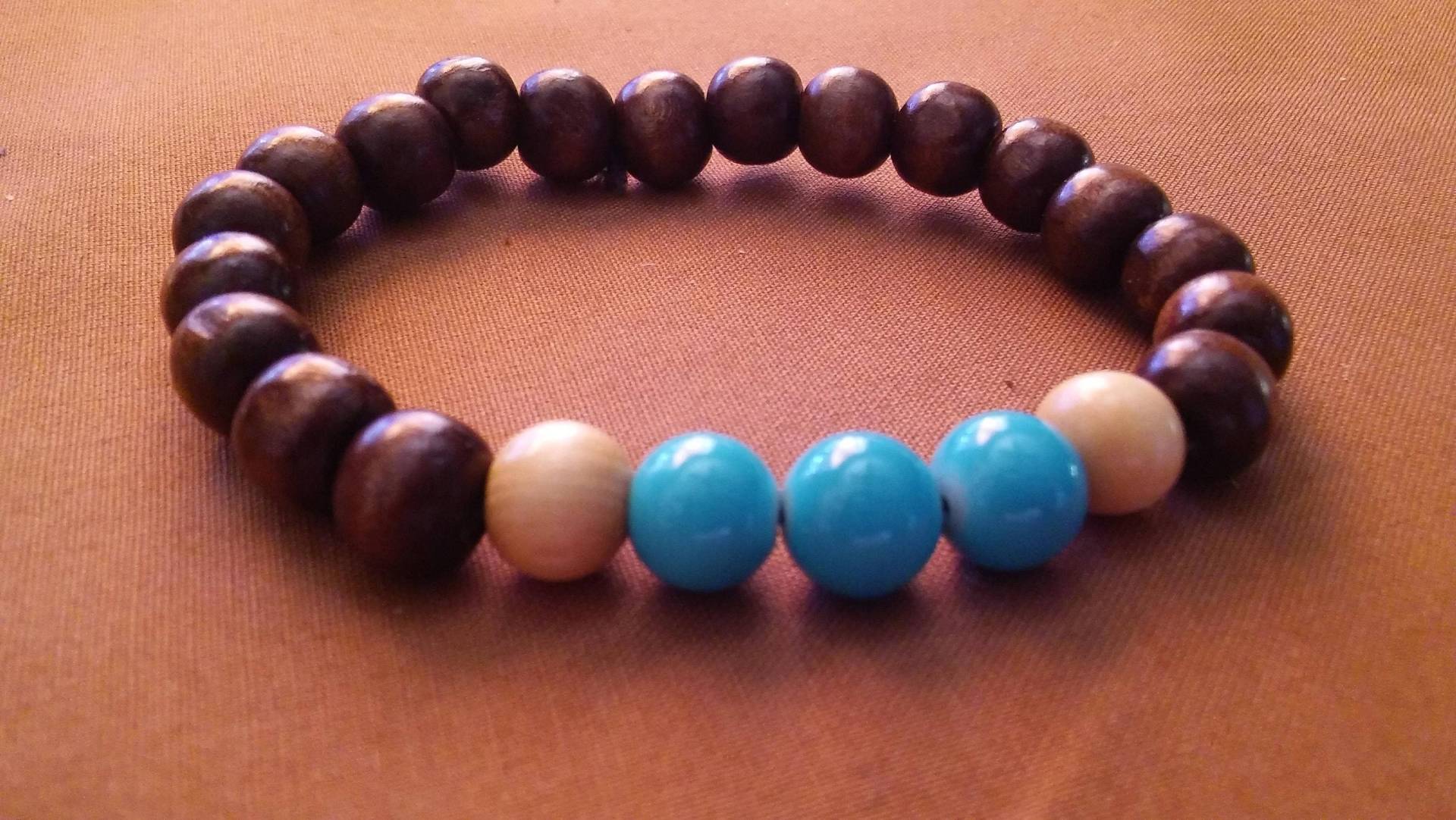 Männer Aus Holz Werden Mit Armband Befahren Männer Aus Holz Werden Mit Armband Befahren von Ivylynnsjewels