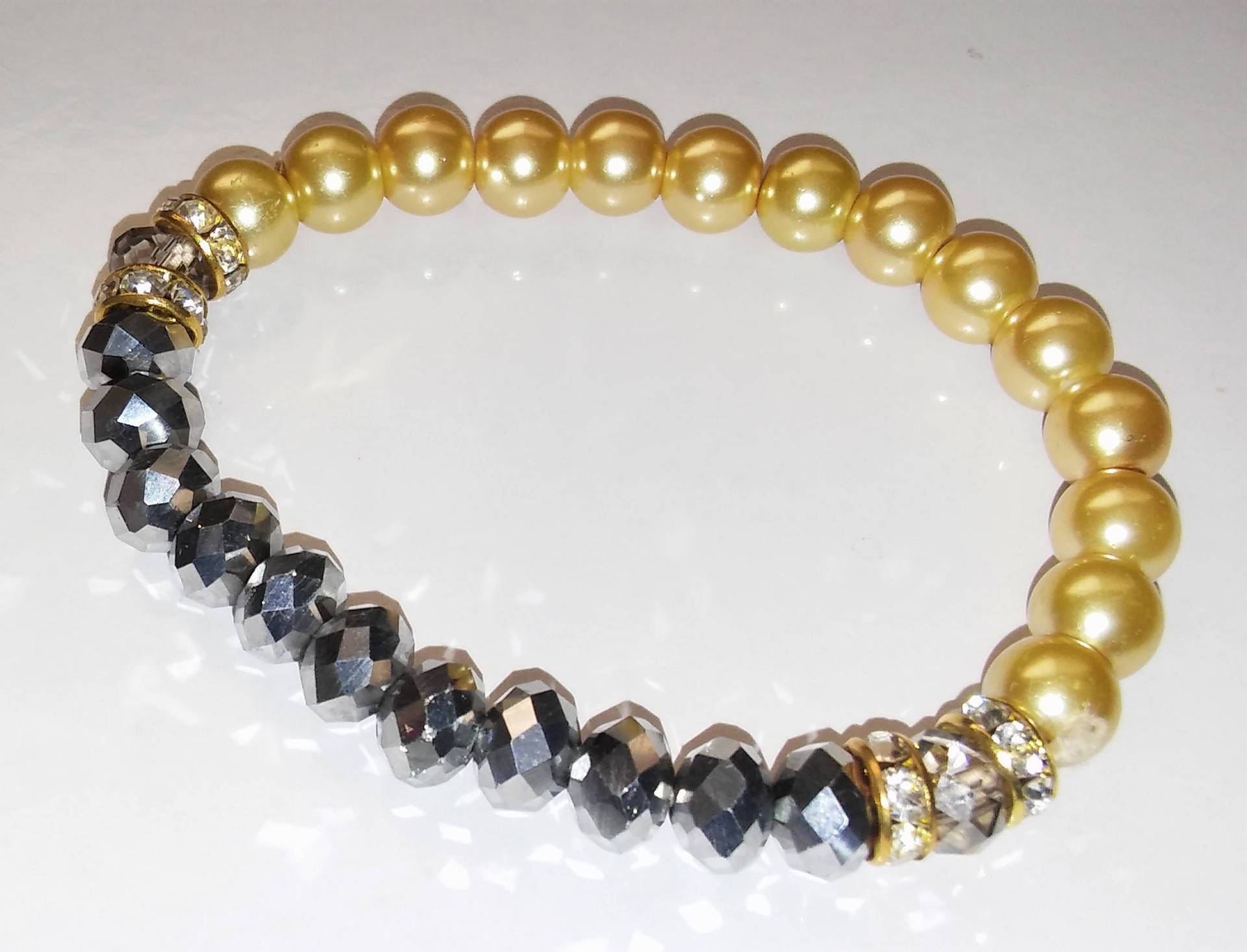 Perlen Mit Graue Edelsteine Armband Perlen Mit Graue Edelsteine Armband von Ivylynnsjewels