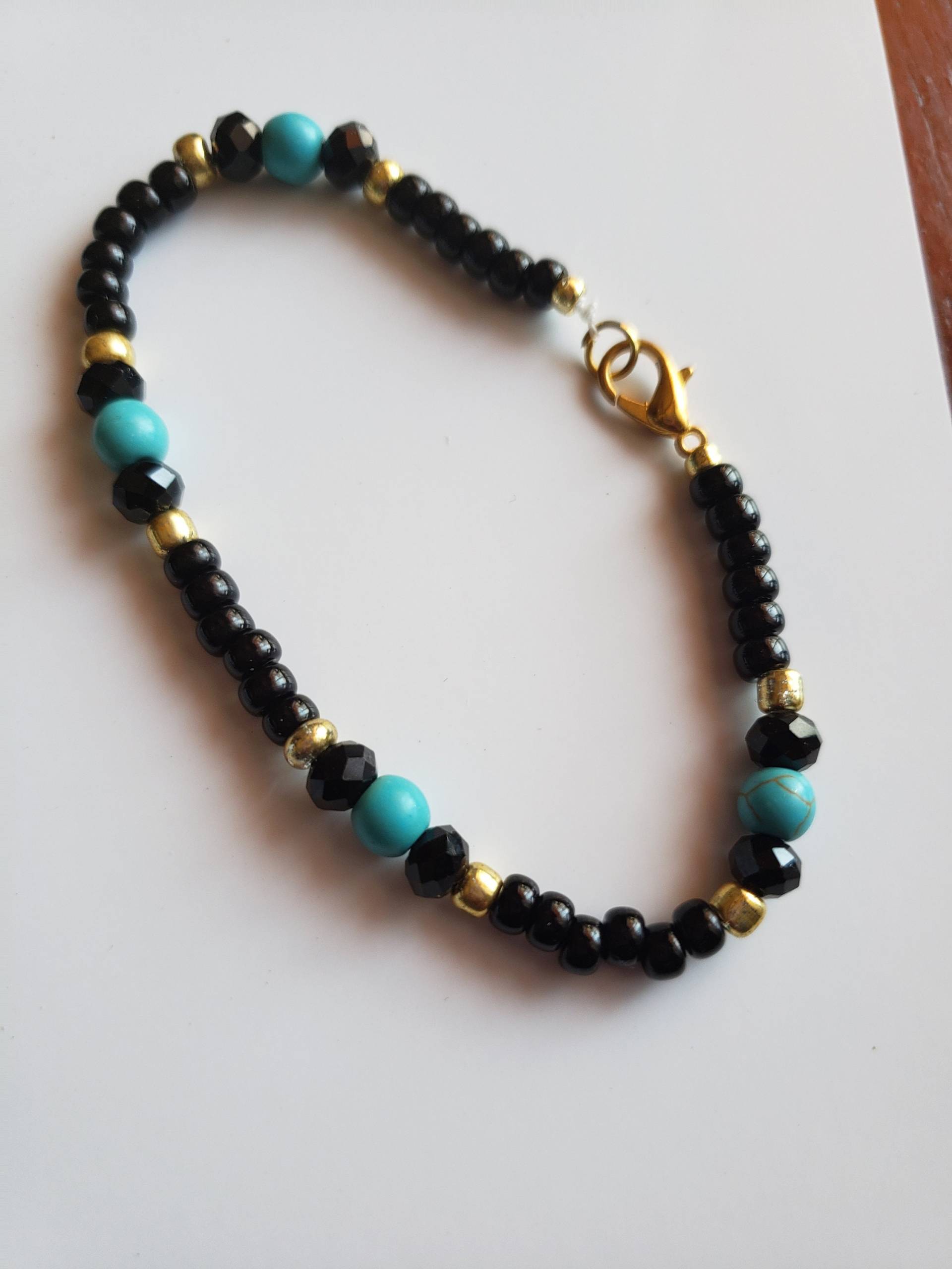 Schwarz Und Türkis Perlen Armband Schwarz Und Türkis Perlen Armband von Ivylynnsjewels