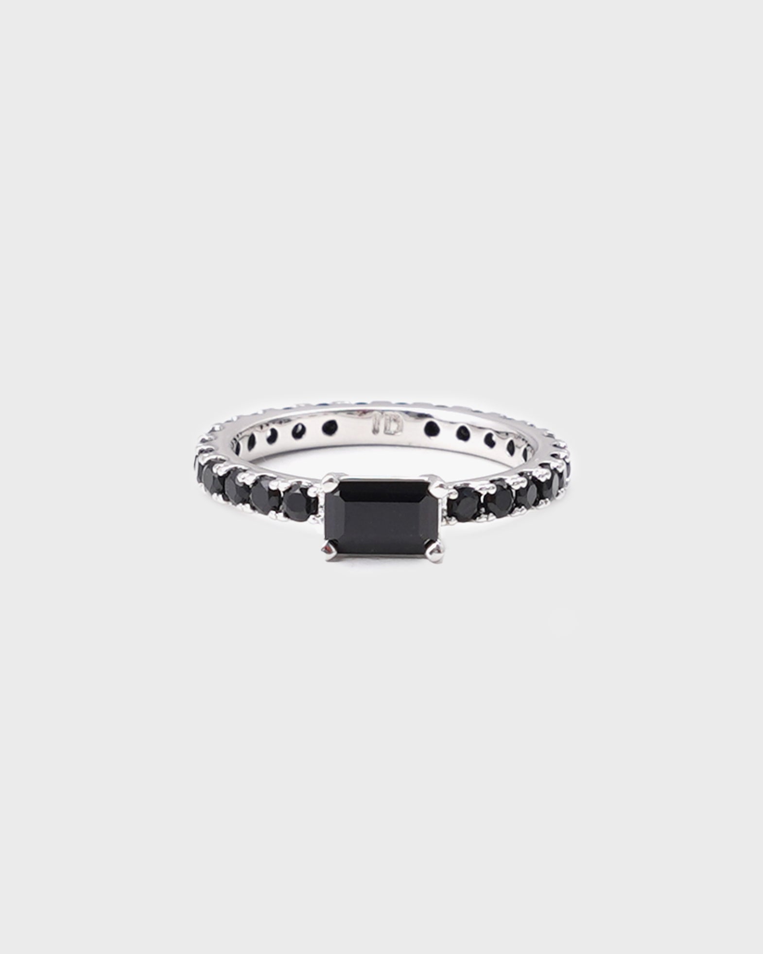 Izabel Display Ring Ultra Slim Black von Izabel Display