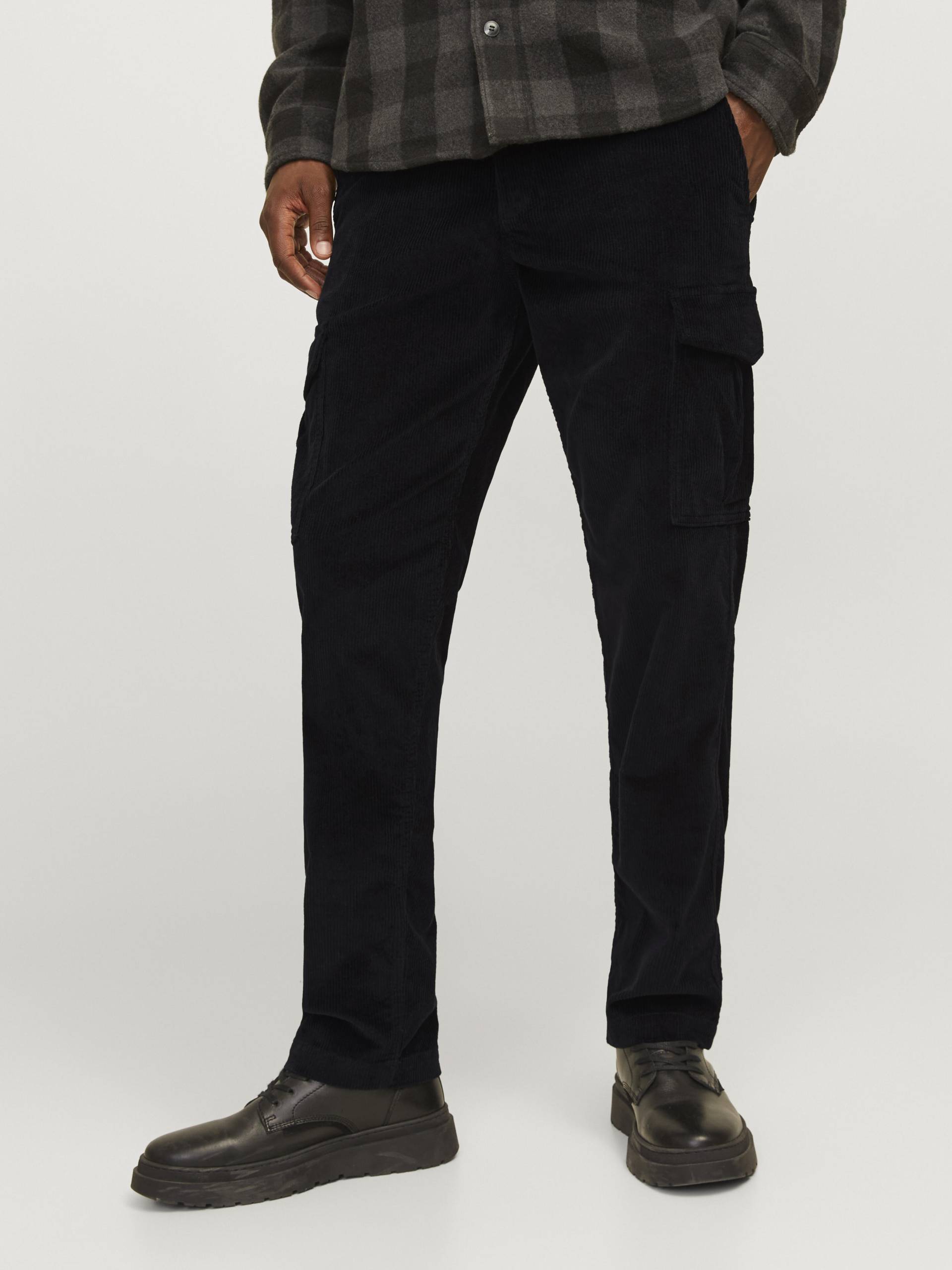 JACK&JONES - JPSTKANE JJBASIC CORDUROY CARGO black - Gr. - 30/34 von JACK&JONES