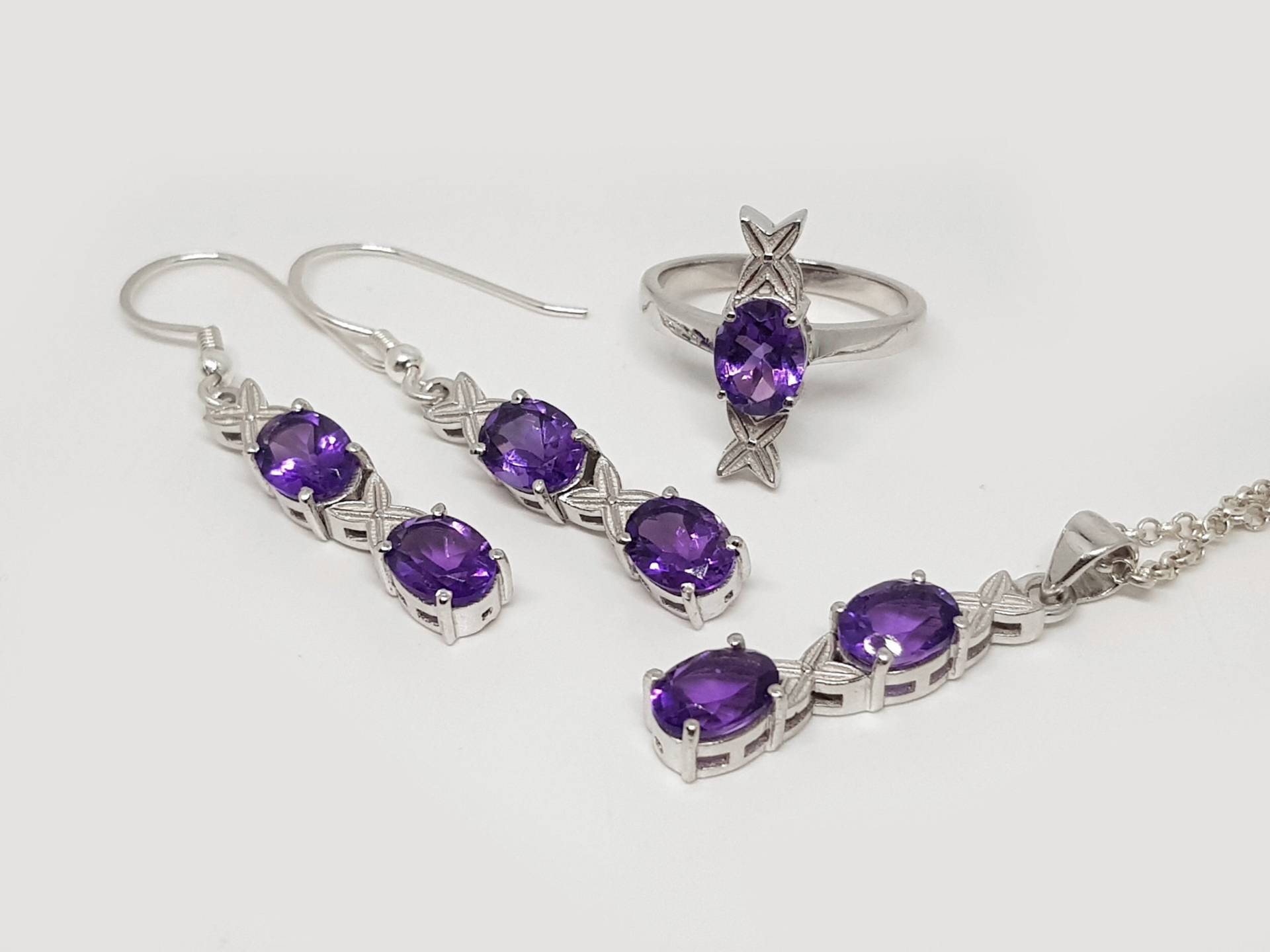 Amethyst Schmuck Set in 925 Sterling Silber, Natürliche Silber Ohrringe, Anhänger, Ring, Kette Für Frauen, Geschenk von JAGemsJewelry