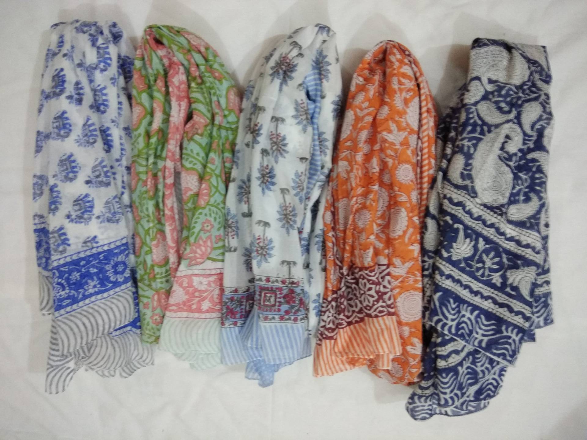 Handgefertigter Sarong Aus Blockprint-Baumwolle Jaipur Beach Bademode von JAIPURFABANDCRAFT