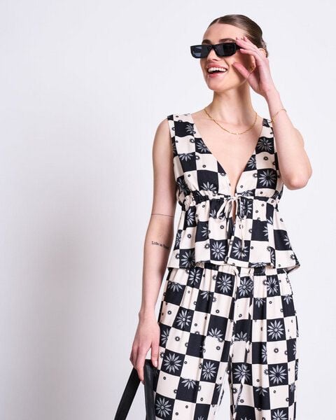 JAN N JUNE TIE TOP VESTER von JAN N JUNE