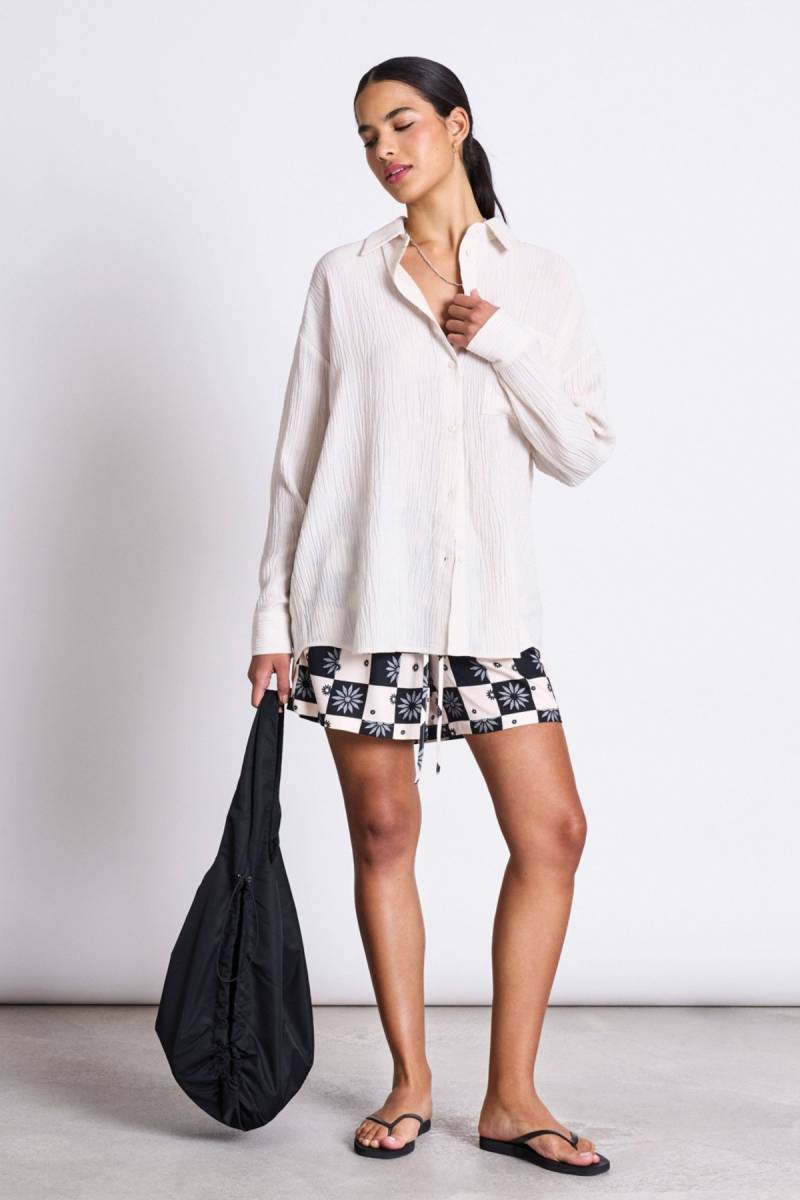 Shorts Lov Floral Schwarz von JAN 'N JUNE