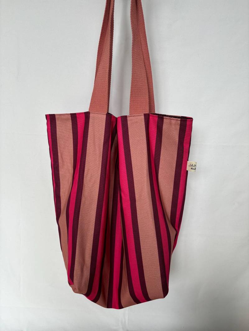 Shopper/Tasche Aus Canvas in Rosa Shopper/Tasche Aus Canvas in Rosa von JANNEhandmade
