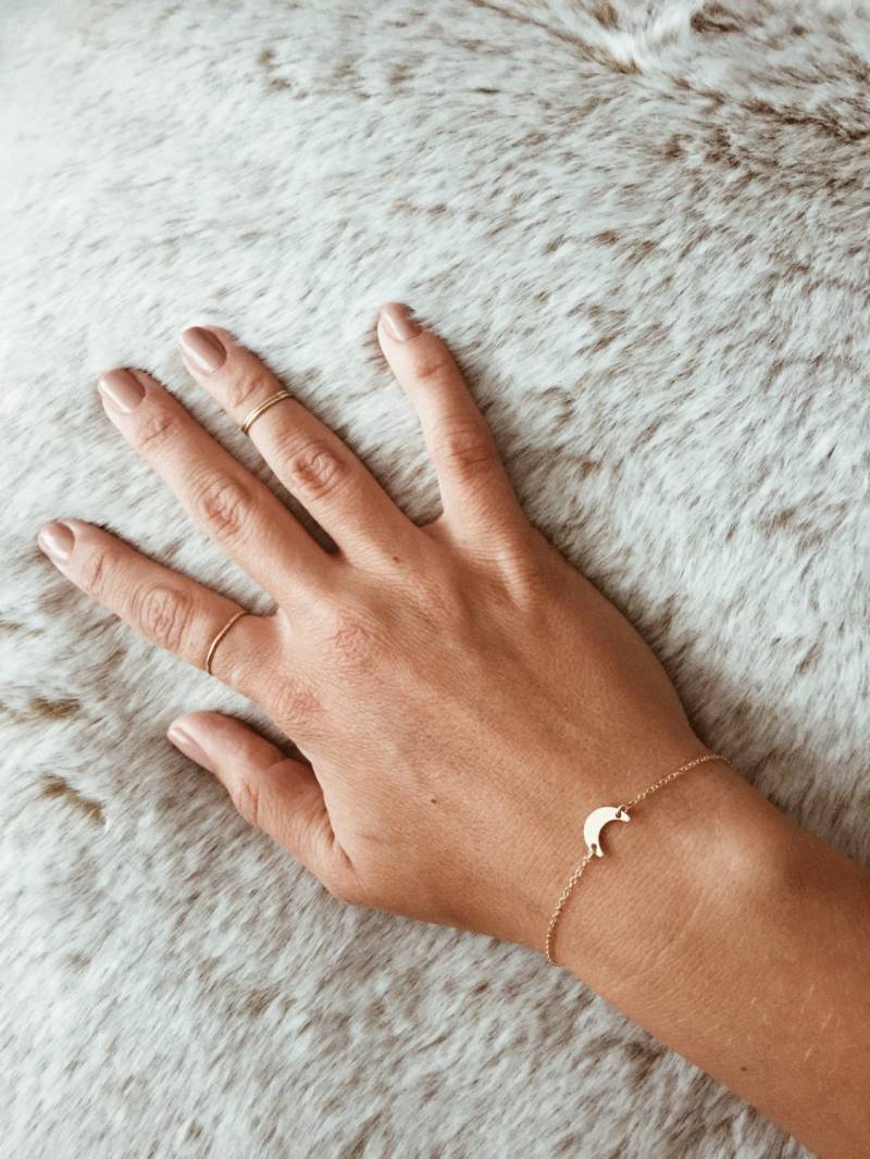 Halbmond Armband in 14/20 Gold-Füllung, Rose Gold Fill Oder Sterling Silber Halbmond Armband in 14/20 Gold-Füllung, Rose Gold Fill Oder Sterling Silber von JAYNEandJAMES