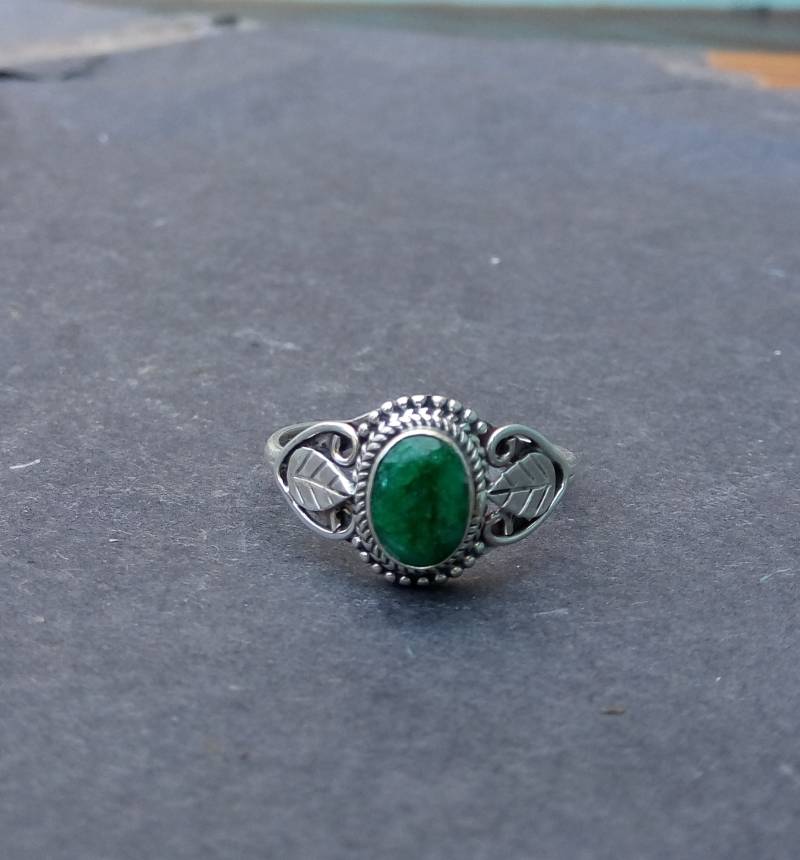 Grüne Jade Oval Form Edelstein Silber Ring | 925 Sterling Handgemachter Boho Alltags Schmuck von JBJewllers