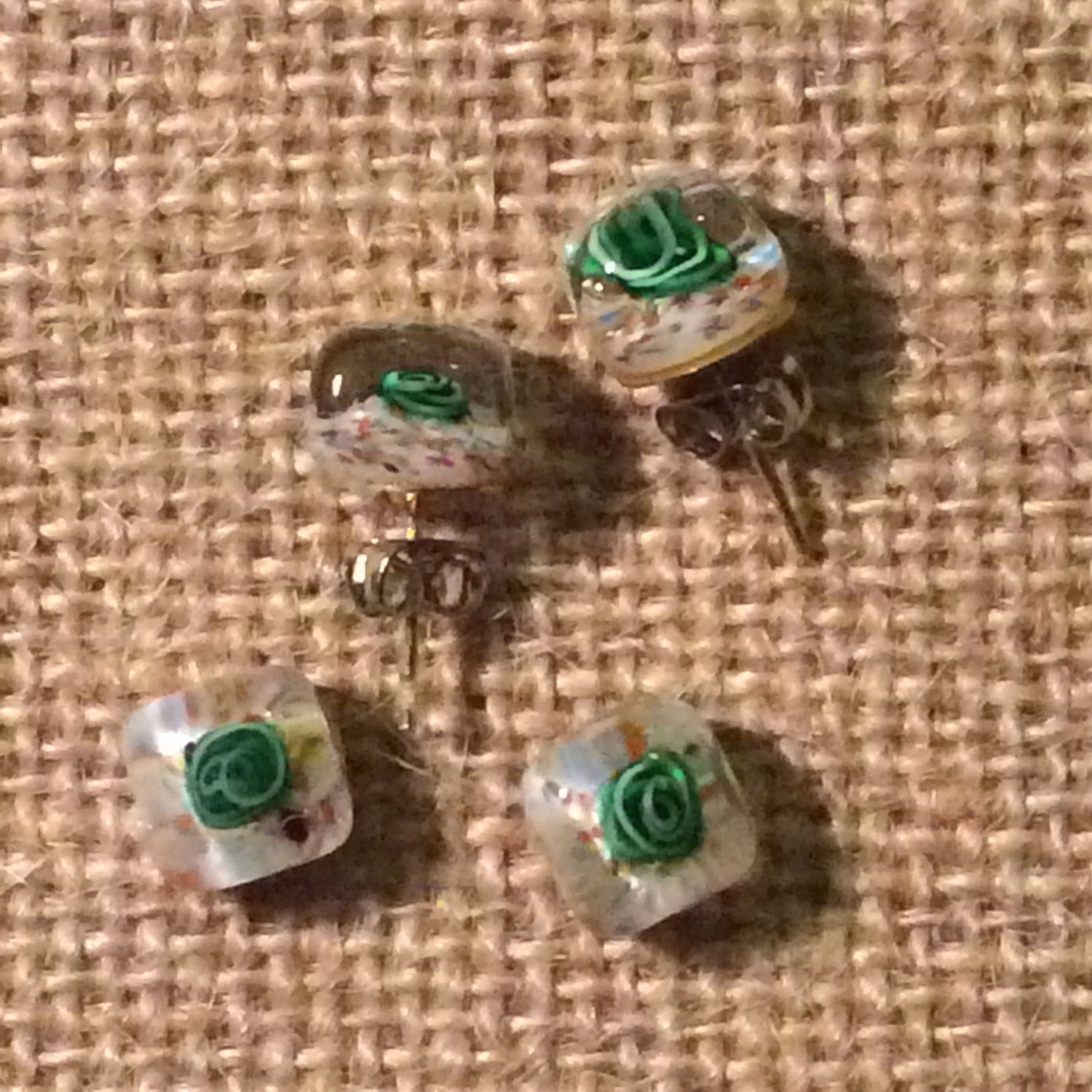 Ohrringe - Vintage Grüne Glasblumen Ohrringe Mit Elementen Von Jbkreative von JBKreative