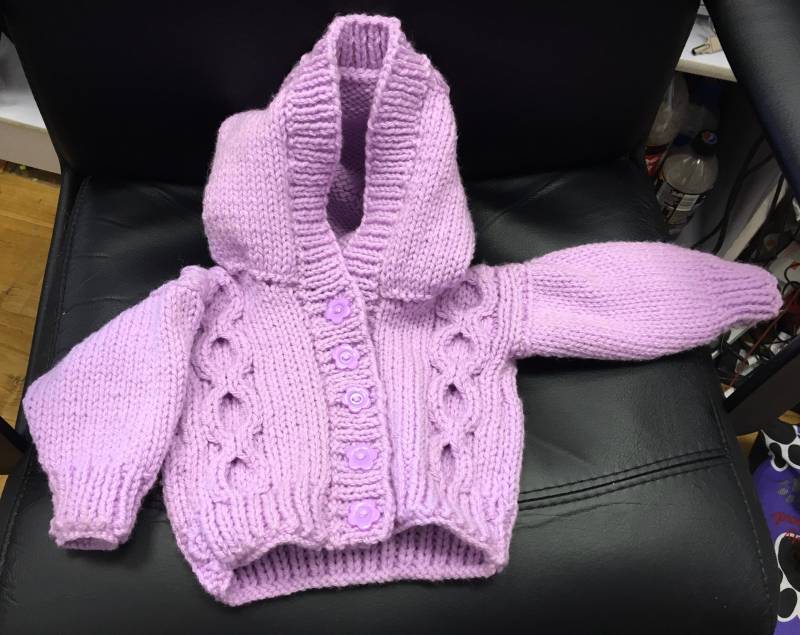 Baby Hoodie Gestrickt von JBSKRAFTS