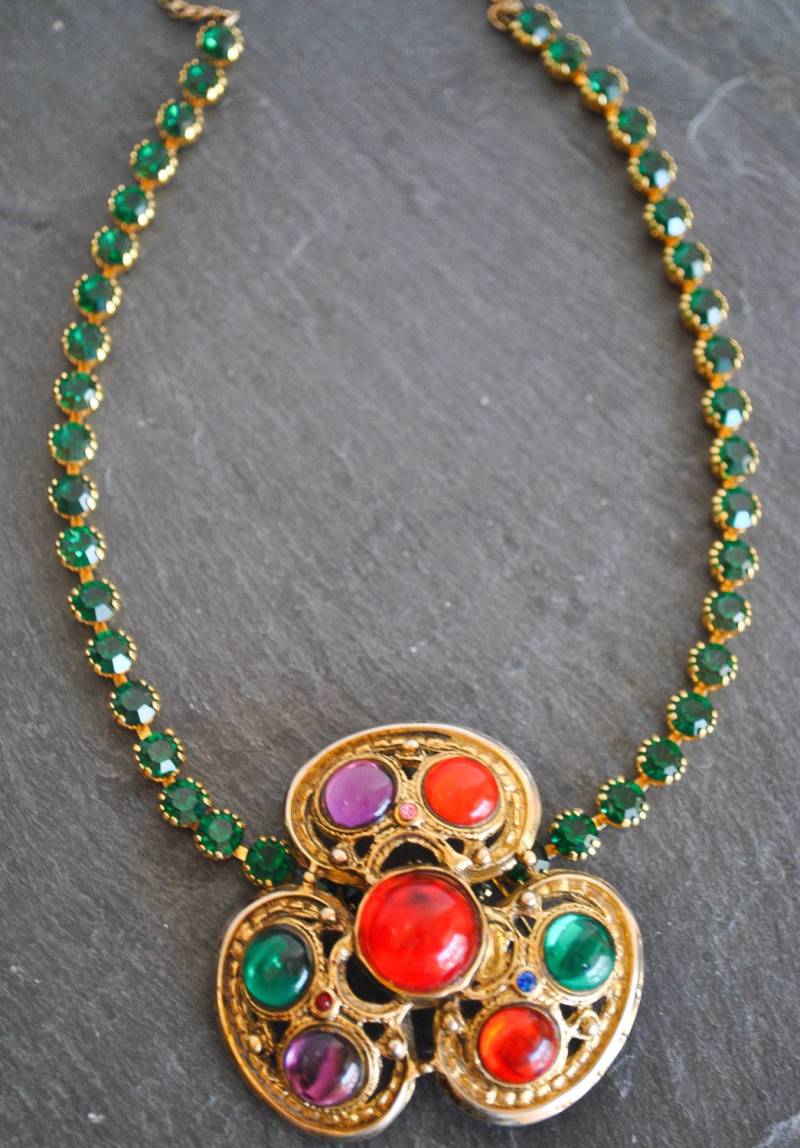 Vintage Cabochon Clover Brosche von JBeseda