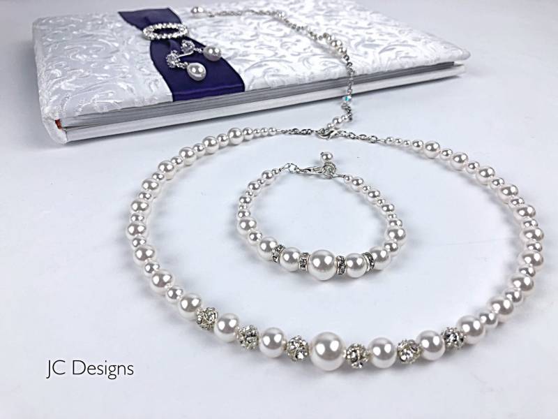 Weiß Braut Perlen Set, Swarovski Halskette, Kristall Perle Gesetzt, Einfache Hintergrund Set von JCDesignsMI