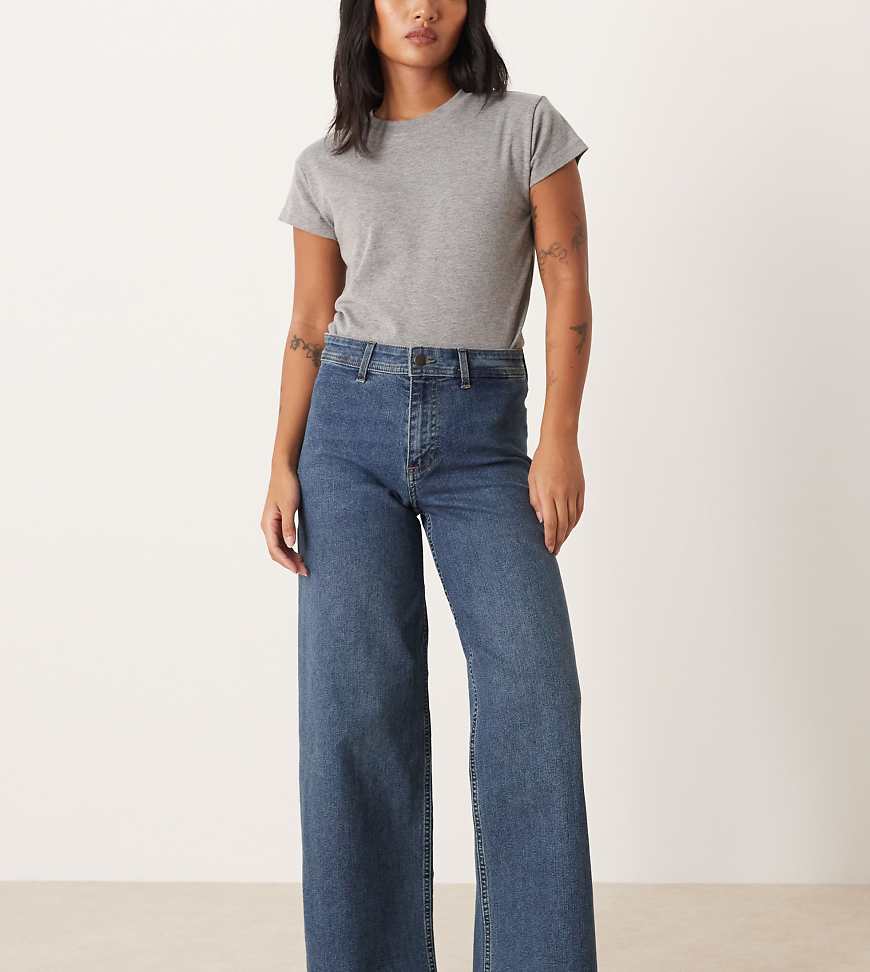 JDY Petite - Jeans in Dunkelblau mit weitem Schnitt und hohem Bund von JDY Petite