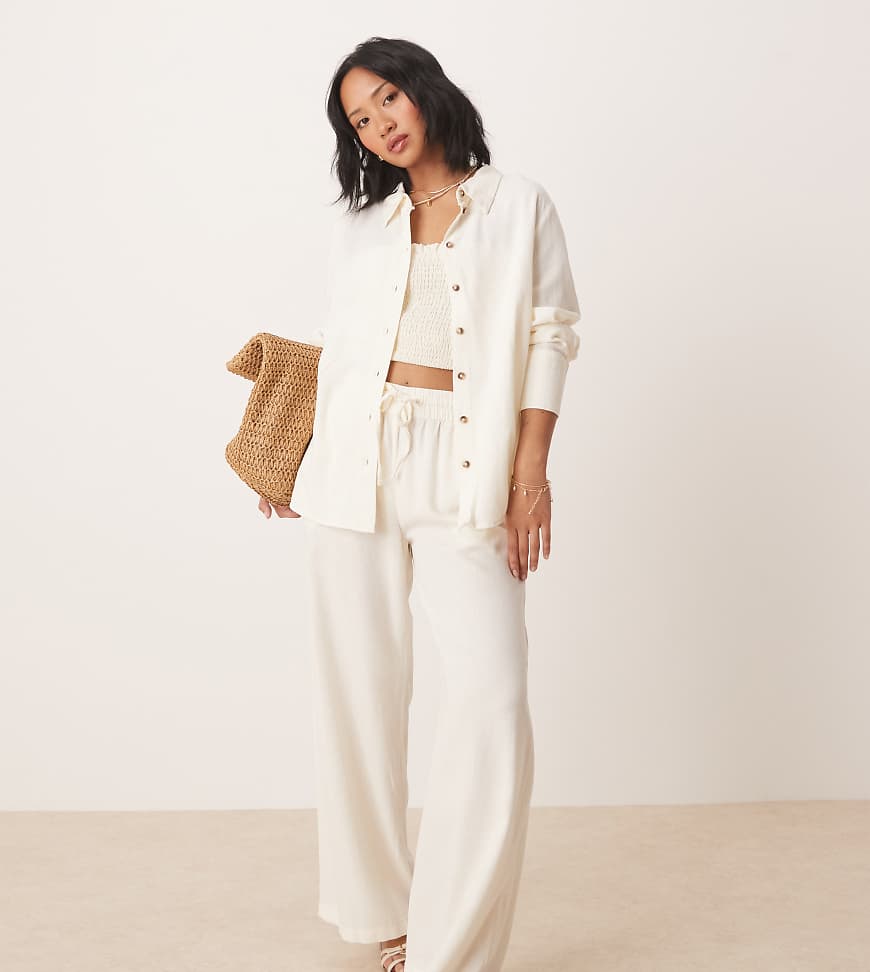 JDY Petite - Leinenhose in Weiß mit weitem Bein, Kombiteil von JDY Petite