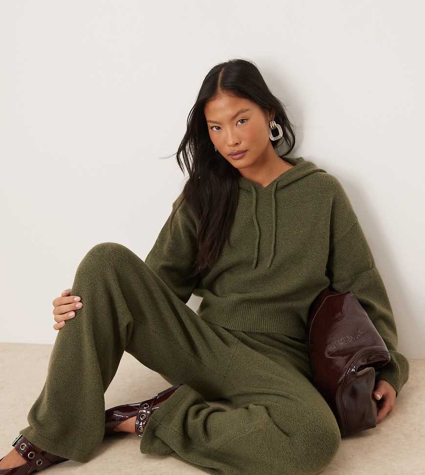 JDY Petite - Lockerer Kapuzenpullover aus Strick in Khaki, Kombiteil-Grün von JDY Petite