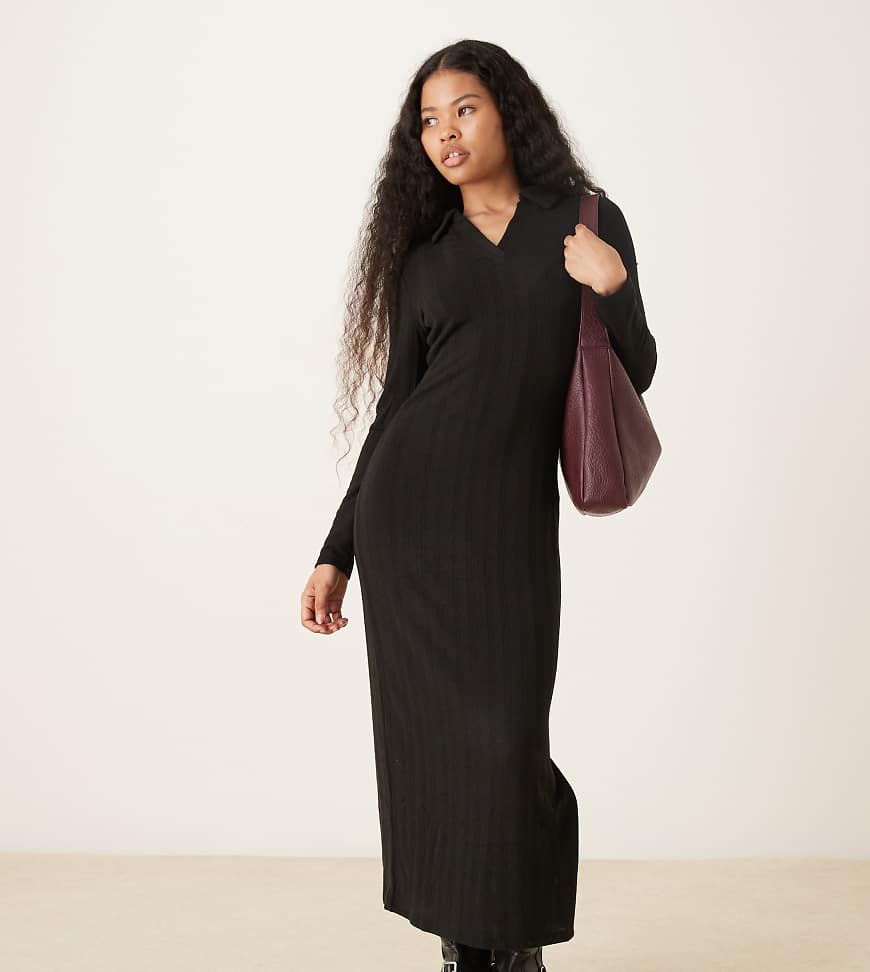 JDY Petite - Maxikleid aus Strick in Schwarz mit Polokragen von JDY Petite