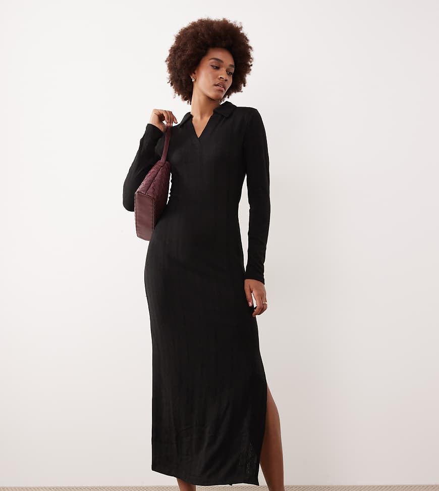 JDY Tall - Maxikleid aus Strick in Schwarz mit Polokragen von JDY Tall