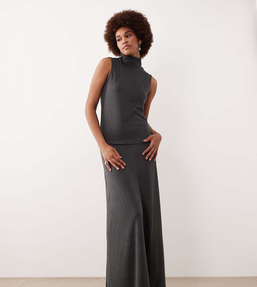 JDY Tall - Maxirock in Dunkelgrau, Kombiteil von JDY Tall