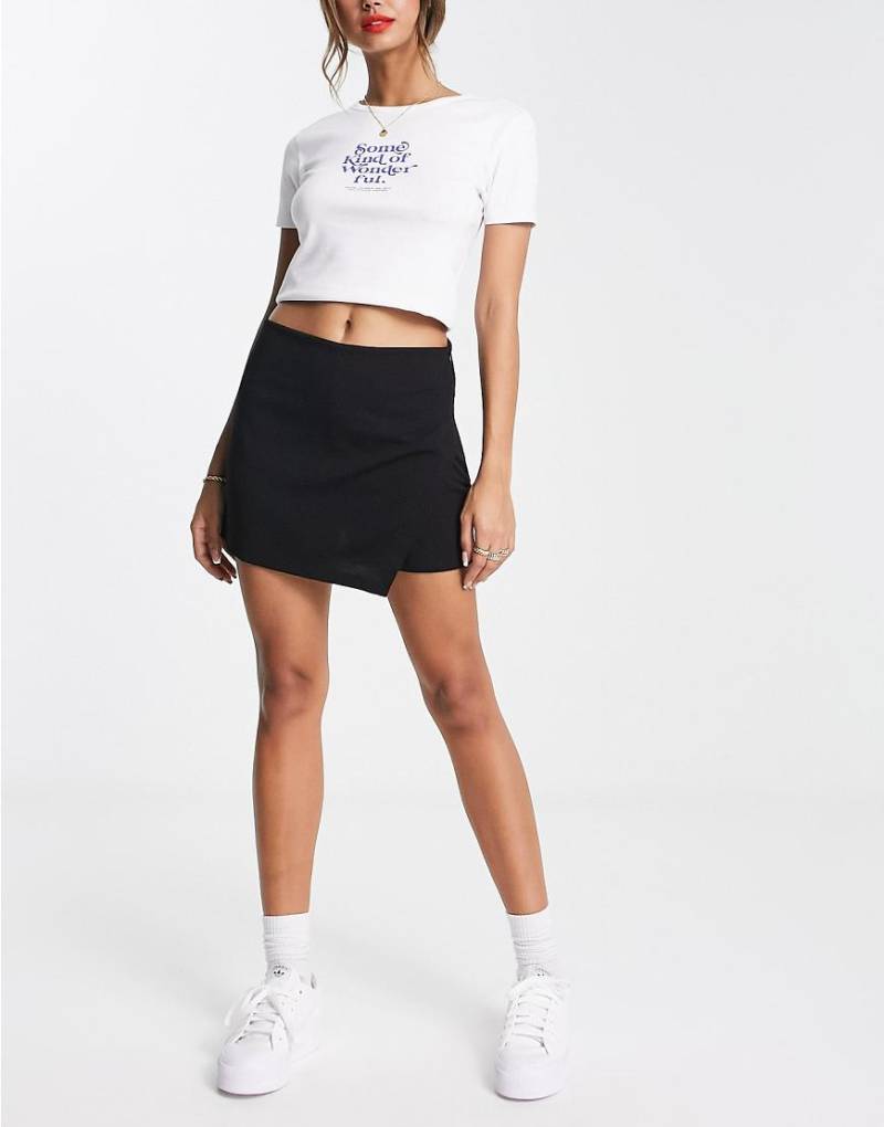 JDY - Asymmetrischer Skort in Schwarz von JDY