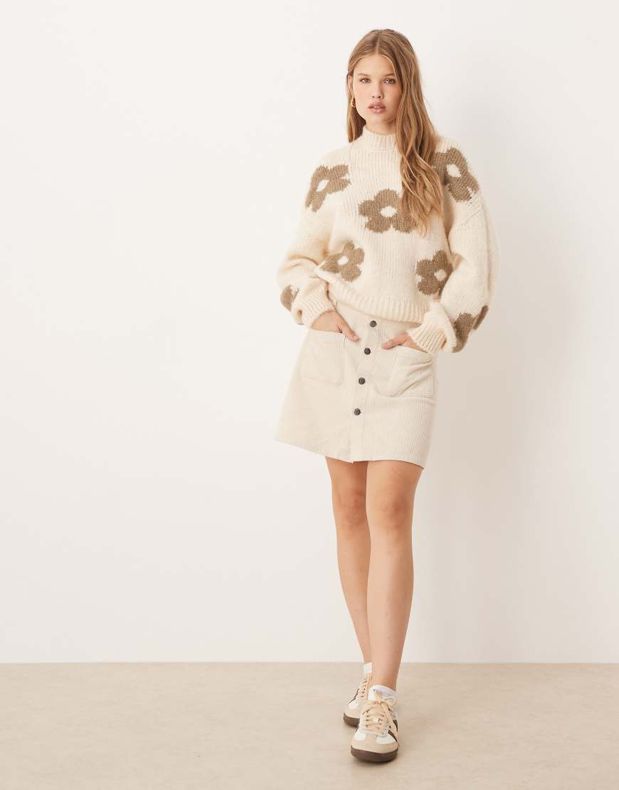 JDY - Durchgeknöpfter Cord-Minirock in Creme-Weiß von JDY