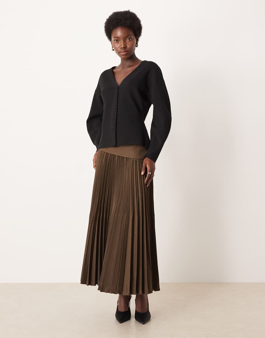 JDY - Figurbetonte Strickjacke in Schwarz von JDY