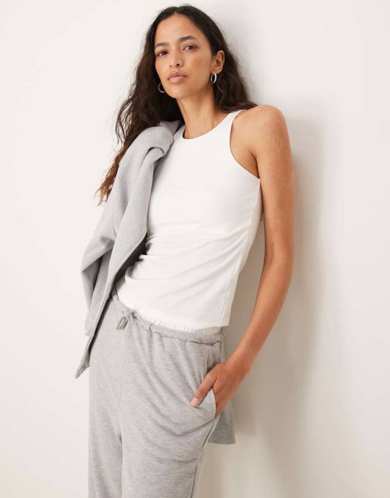 JDY - Hautenges Tanktop in Weiß mit Ringerrücken von JDY