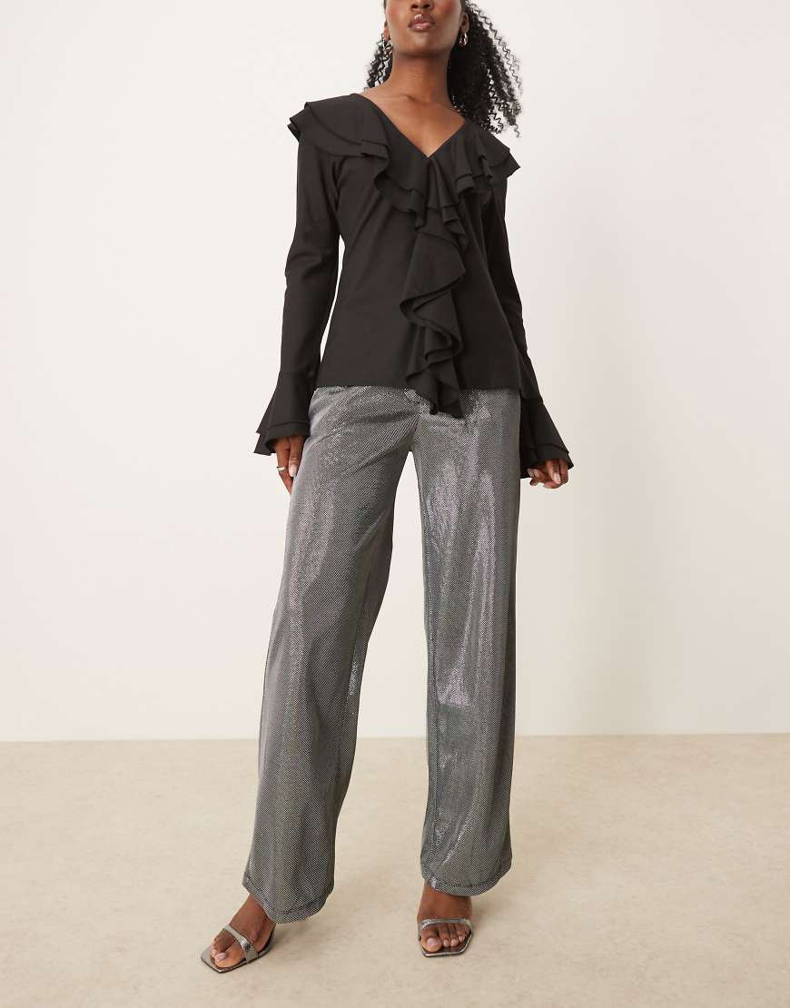 JDY - Hose in Metallic-Silber mit weitem Bein JDY - Hose in Metallic-Silber mit weitem Bein von JDY