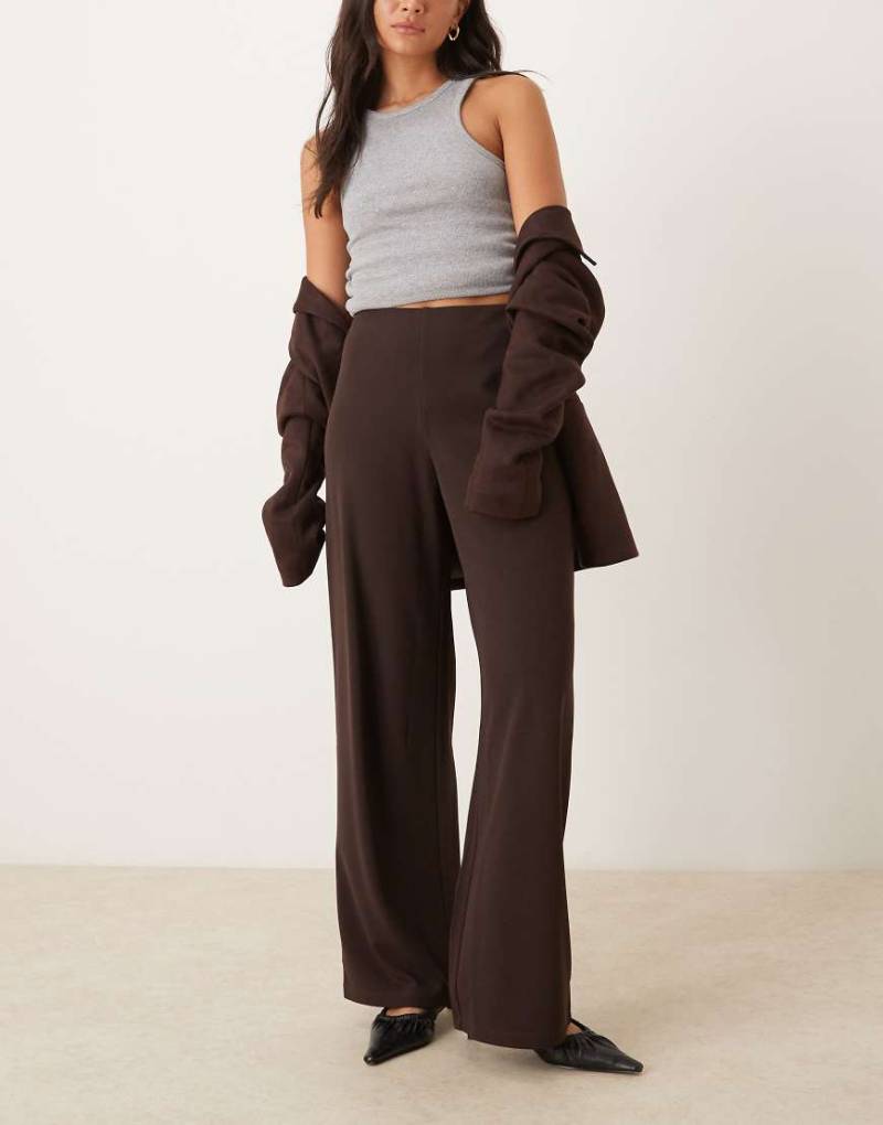 JDY - Hose in Schokobraun mit weitem Bein-Brown von JDY